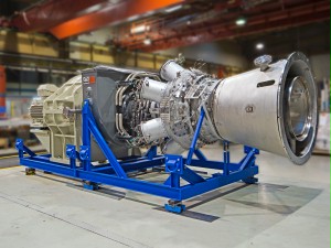 The new MGT 6100 single-shaft gas turbine before being put through its paces on the test bench in Oberhausen.