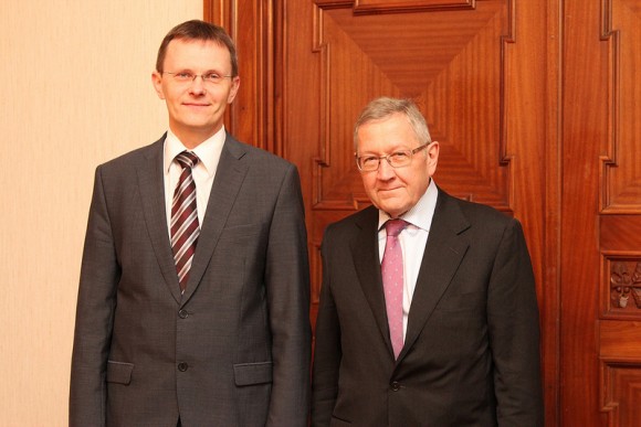 Andris Vilks Latvian Finance Minister & Klaus Regling, Managing Director of ESM