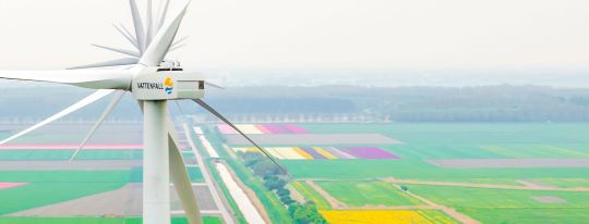 Vattenfall/Nuon becomes the first energy company on the Dutch market to offer new service from a wind farm that will stabilise the electricity grid  