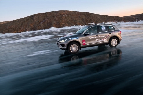 Russian Book of Records: Volkswagen Touareg demonstrated the greatest average speed on the ice over the 1000 km distance on Lake Baikal 