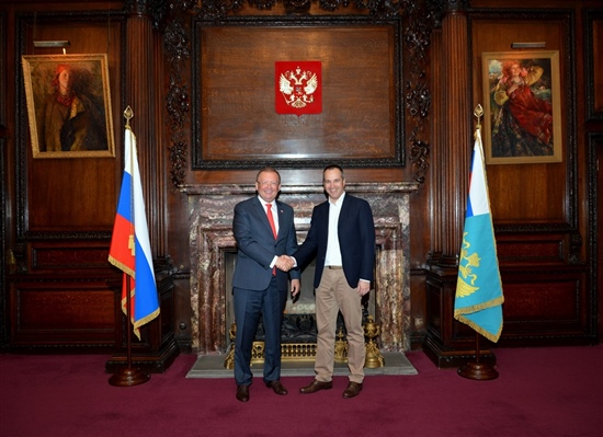 The Russian Ambassador to the UK Alexander Vladimirovich Yakovenko meets Igor Bobachev, EVP, IT Cluster Skolkovo Foundation at the Russian embassy in the UK