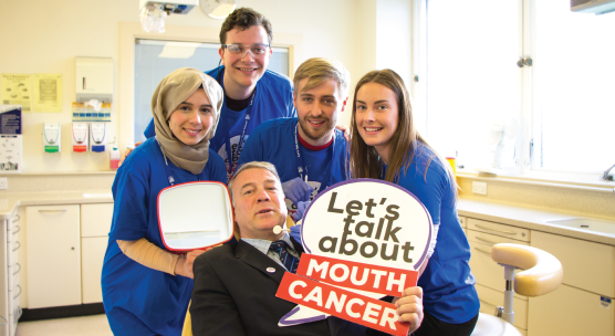 University of Dundee students and Scottish rugby legend Scott Hastings to raise awareness of mouth cancer