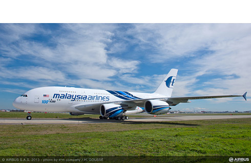 Malaysia Airlines (MAS) and Airbus together marked a major achievement, with the hand-over of the 100th A380 to MAS at Airbus’ Henri Ziegler Delivery Centre in Toulouse, France. The aircraft is the sixth A380 for MAS. (c) Airbus