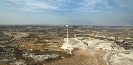 Vestas has entered into an agreement to sell the Romanian project Gebeleisis and the Bulgarian project Hrabrovo for a total enterprise value of EUR 127m.