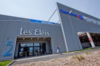 The Les Eléis shopping centre and Carrefour hypermarket opened in Cherbourg in north-western France