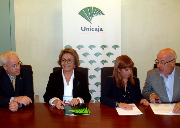 Imagen del acuerdo que se ha firmado en la capital jiennense.