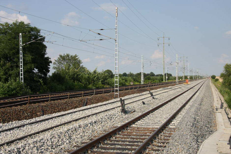 STRABAG AG to modernise 42.2 km long railway section between Vințu de Jos and Simeria in western Romania