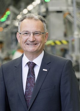 Dr. Werner Struth Member of the Board of Management, Robert Bosch GmbH