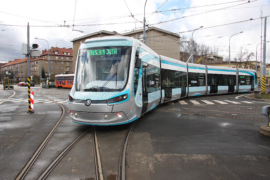 Škoda Transportation successfully tested the first Czech battery-powered tram in Pilsen