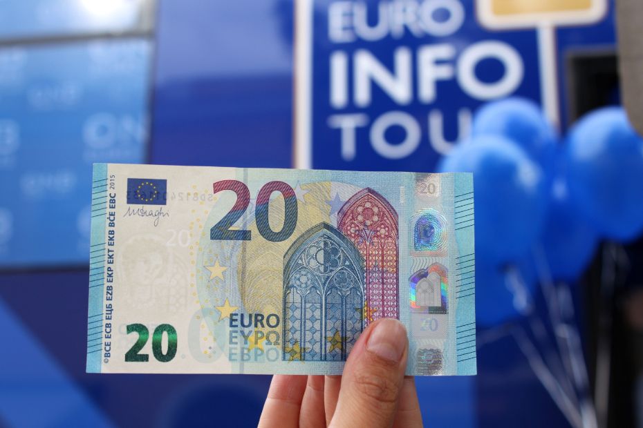 © OeNB Die neue 20-Euro-Banknote aus der zweiten Euro-Serie ist ab 25. November 2015 im Umlauf.
