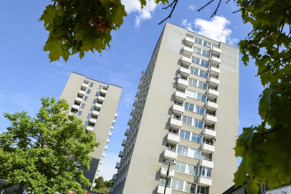Skanska to renovate six residential buildings at Valla Torg in Stockholm, Sweden