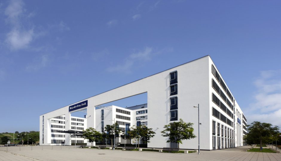 Hines Sold Mercedes Benz Bank Building In Stuttgart To The Baden Wurttemberg Stiftung Ggmbh Europawire Eu The European Union S Press Release Distribution Newswire Service