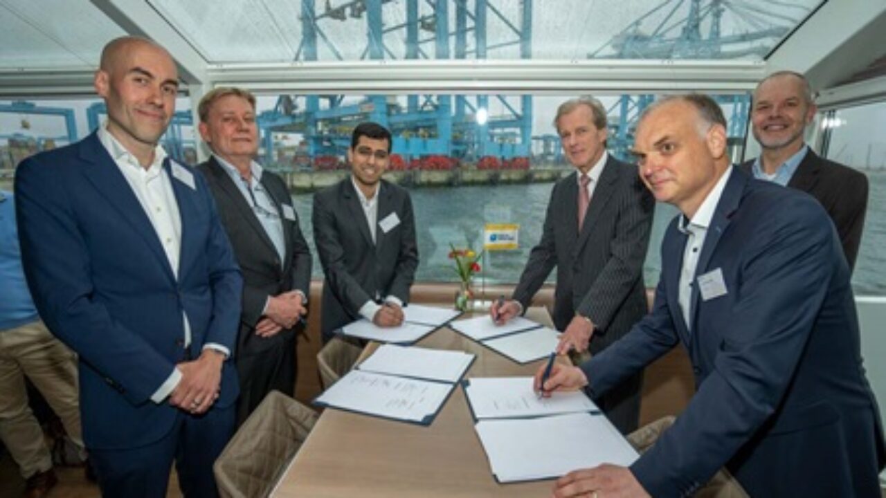 APM Terminals signs 1 billion deal with Port of Rotterdam for