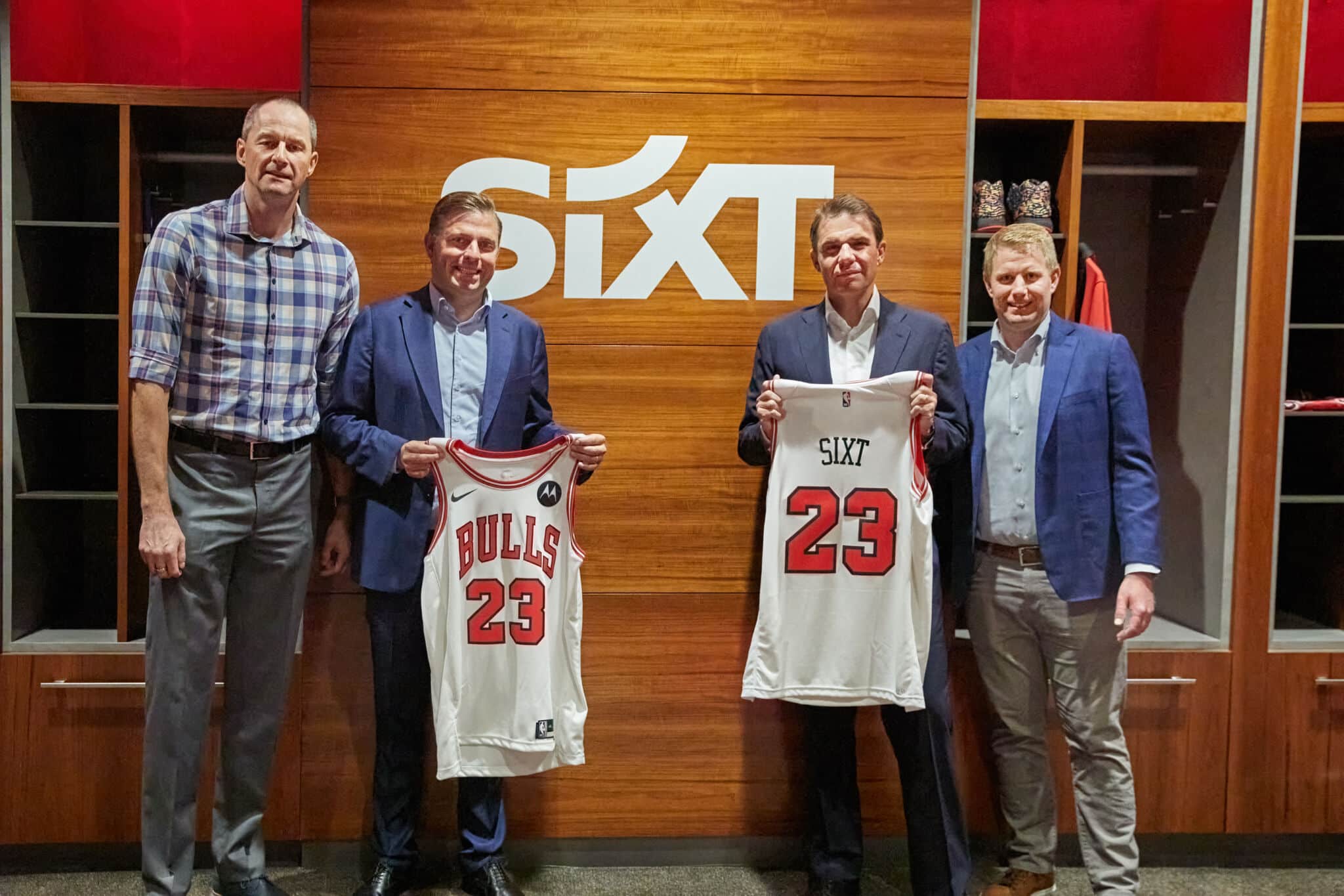 SIXT Embarks on Multi-Year Sports Sponsorship Journey with the Chicago Bulls, EuropaWire.eu